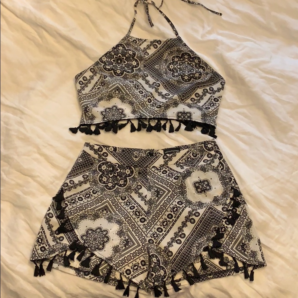 Cute short + halter two piece for summer! 🌞🌻✨
